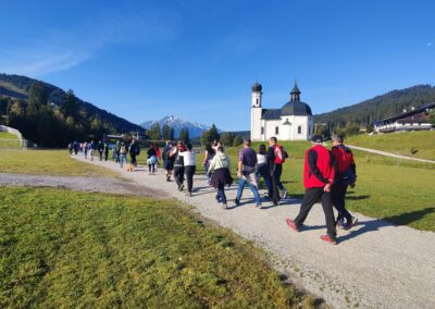 Wanderer in Seefeld